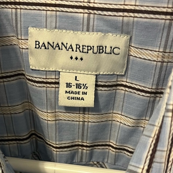 Banana Republic Lot of 2 Men’s Button Down Shirt Sz L - Picture 2 of 5